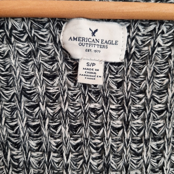 American Eagle chunky waffle knit cardigan - Picture 6 of 6